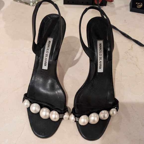 Manolo blahnik heels - Picture 3 of 3